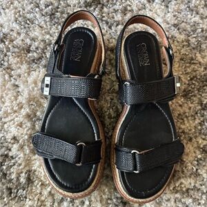 Crown Vintage Black Sandals Size 11